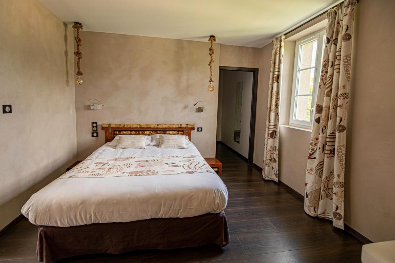 Chateau De La Falque, The Originals Relais Saint-Geniez-dʼOlt Εξωτερικό φωτογραφία